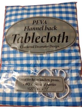 Checkered Blue & White Tablecloth FANNEL back